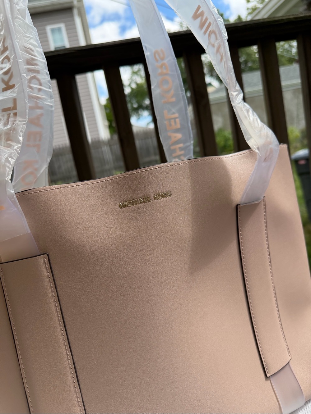 MICHAEL KORS Pale Pink Logo Strap Tote - Picture 5 of 12
